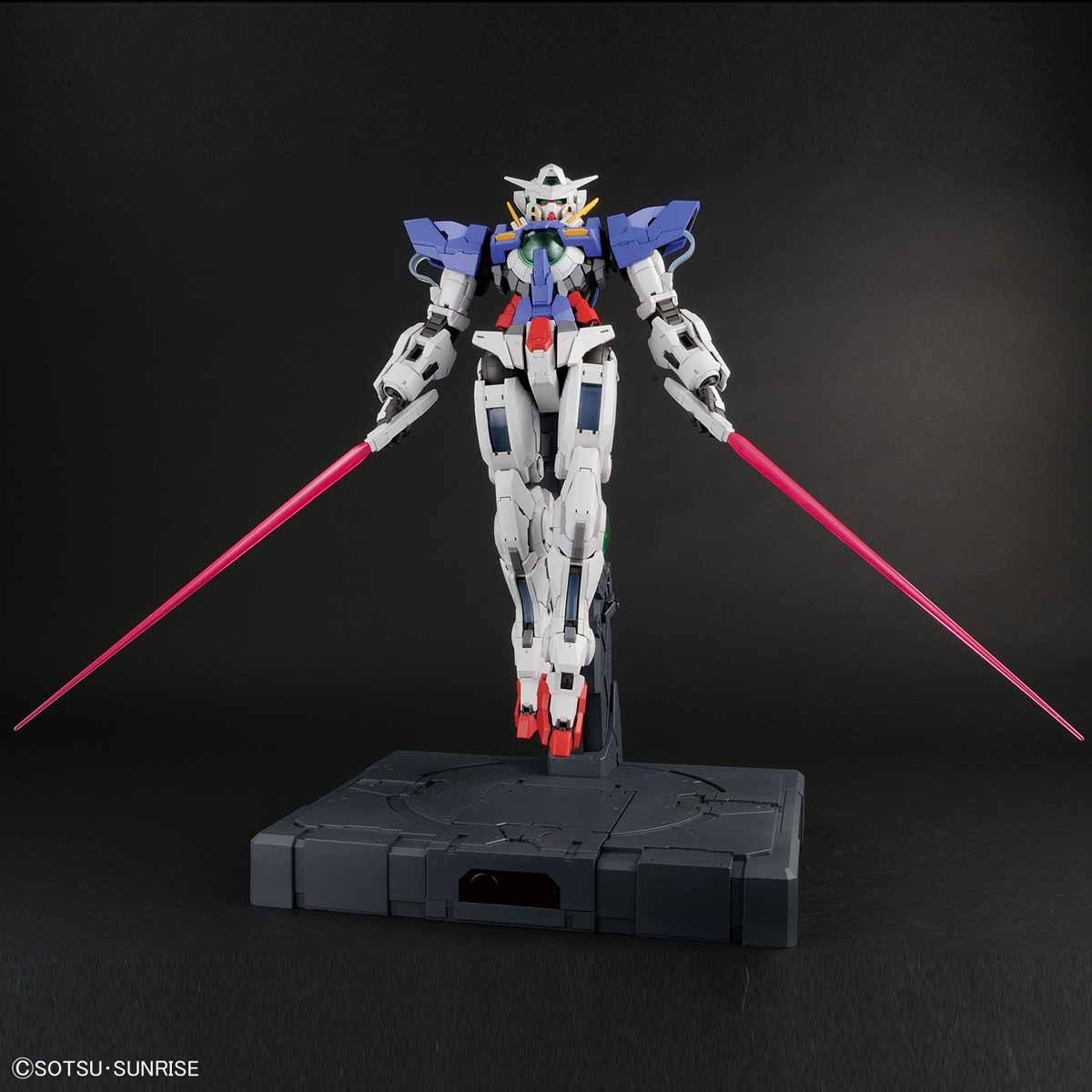 Gundam Exia Perfect Grade PG 1/60 Bandai Gunpla Model Kit