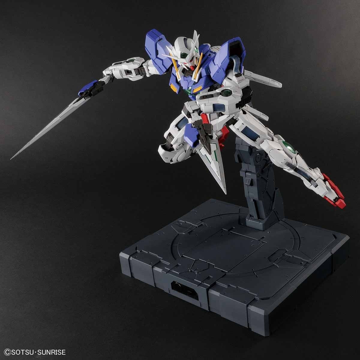 Gundam Exia Perfect Grade PG 1/60 Bandai Gunpla Model Kit